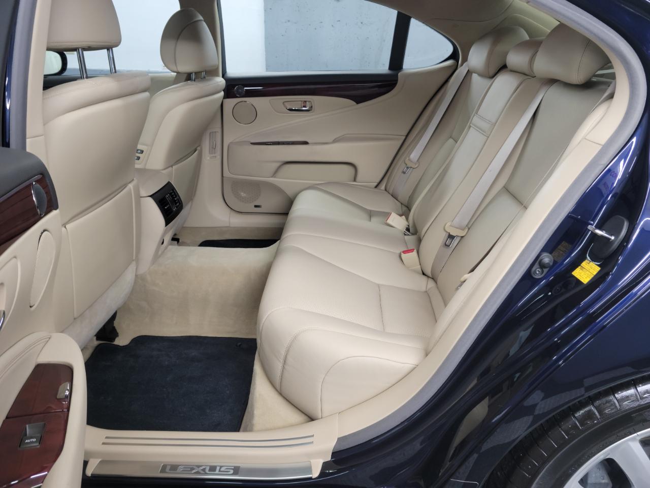 Lexus LS 460 4dr Sdn LWB 2007