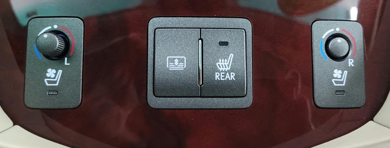 Lexus LS 460 4dr Sdn LWB 2007