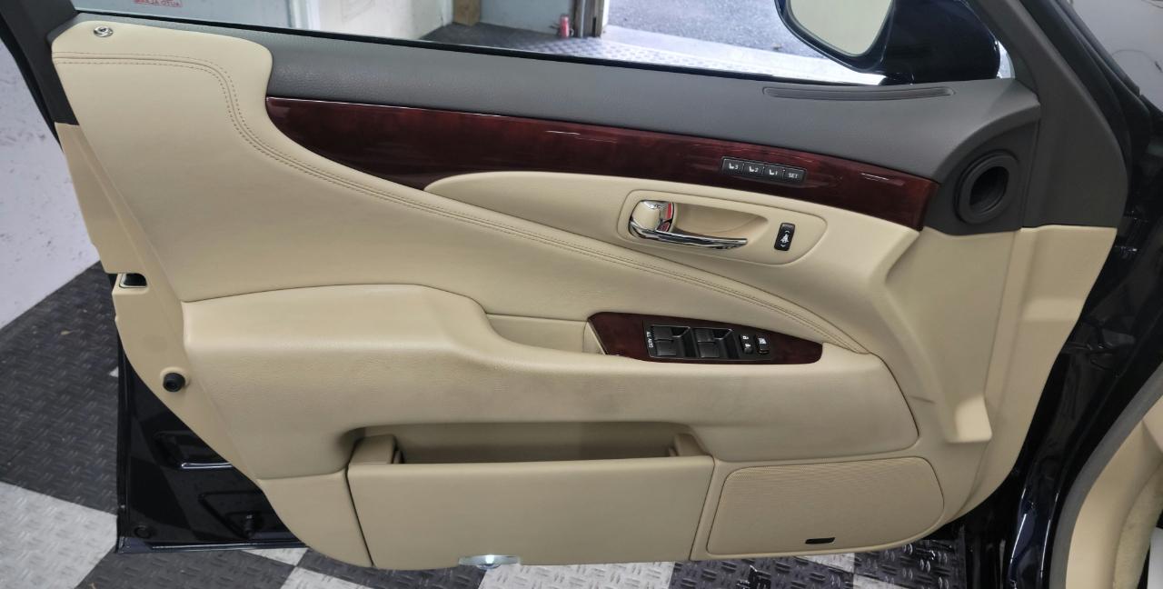 Lexus LS 460 4dr Sdn LWB 2007