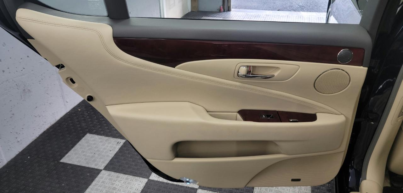 Lexus LS 460 4dr Sdn LWB 2007