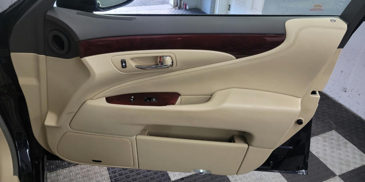 Lexus LS 460 4dr Sdn LWB 2007