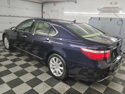 Lexus LS 460 4dr Sdn LWB 2007