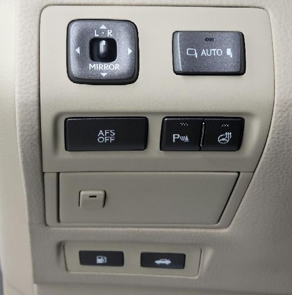 Lexus LS 460 4dr Sdn LWB 2007