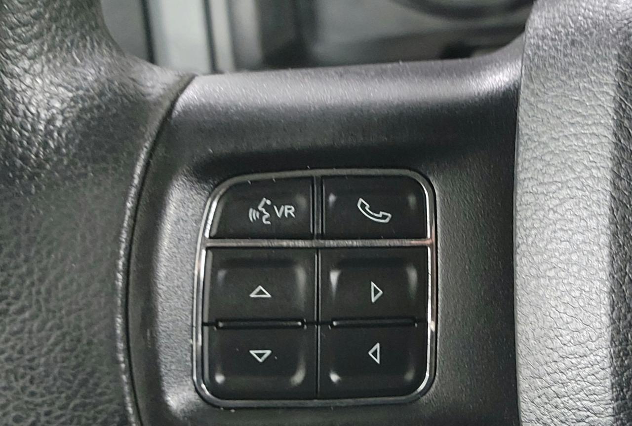 RAM 1500 Classic Express 4x4 Quad Cab 6'4" Box 2019