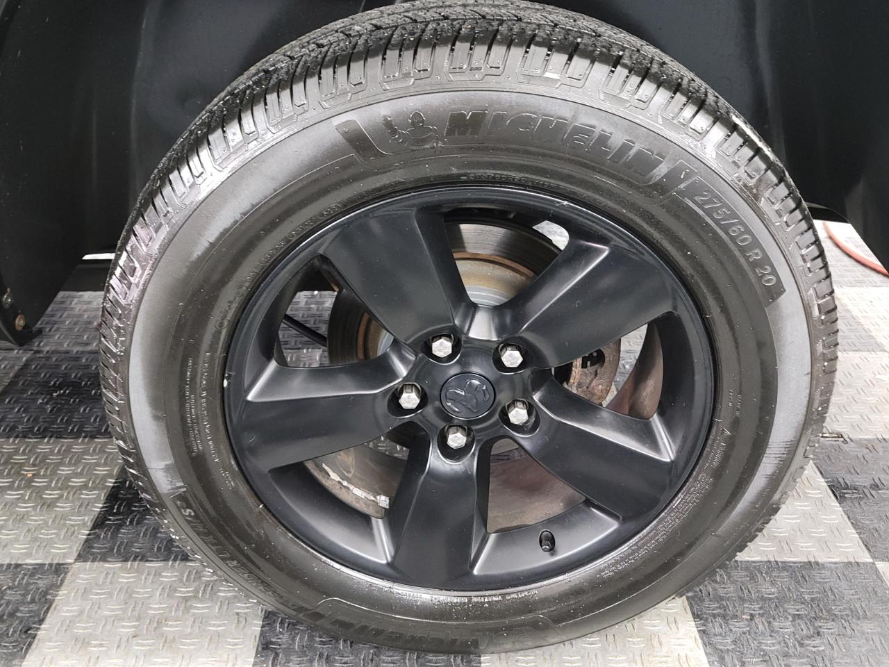 RAM 1500 Classic Express 4x4 Quad Cab 6'4" Box 2019