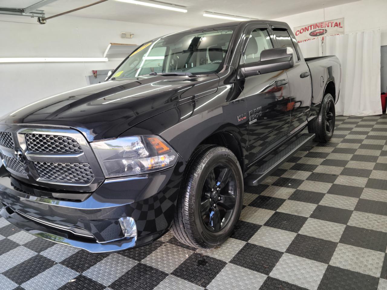 RAM 1500 Classic Express 4x4 Quad Cab 6'4" Box 2019