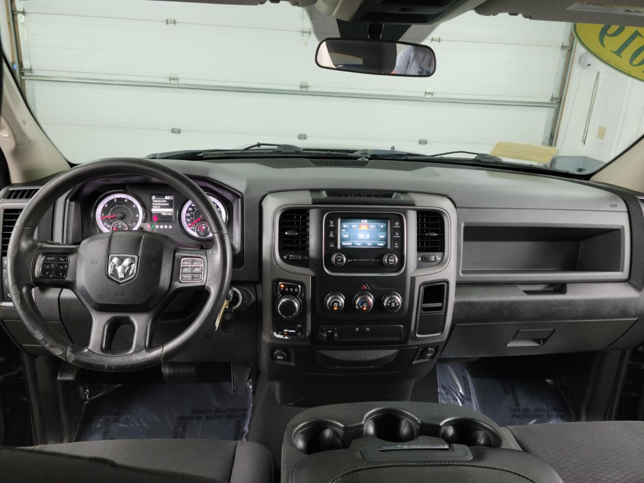 RAM 1500 Classic Express 4x4 Quad Cab 6'4" Box 2019