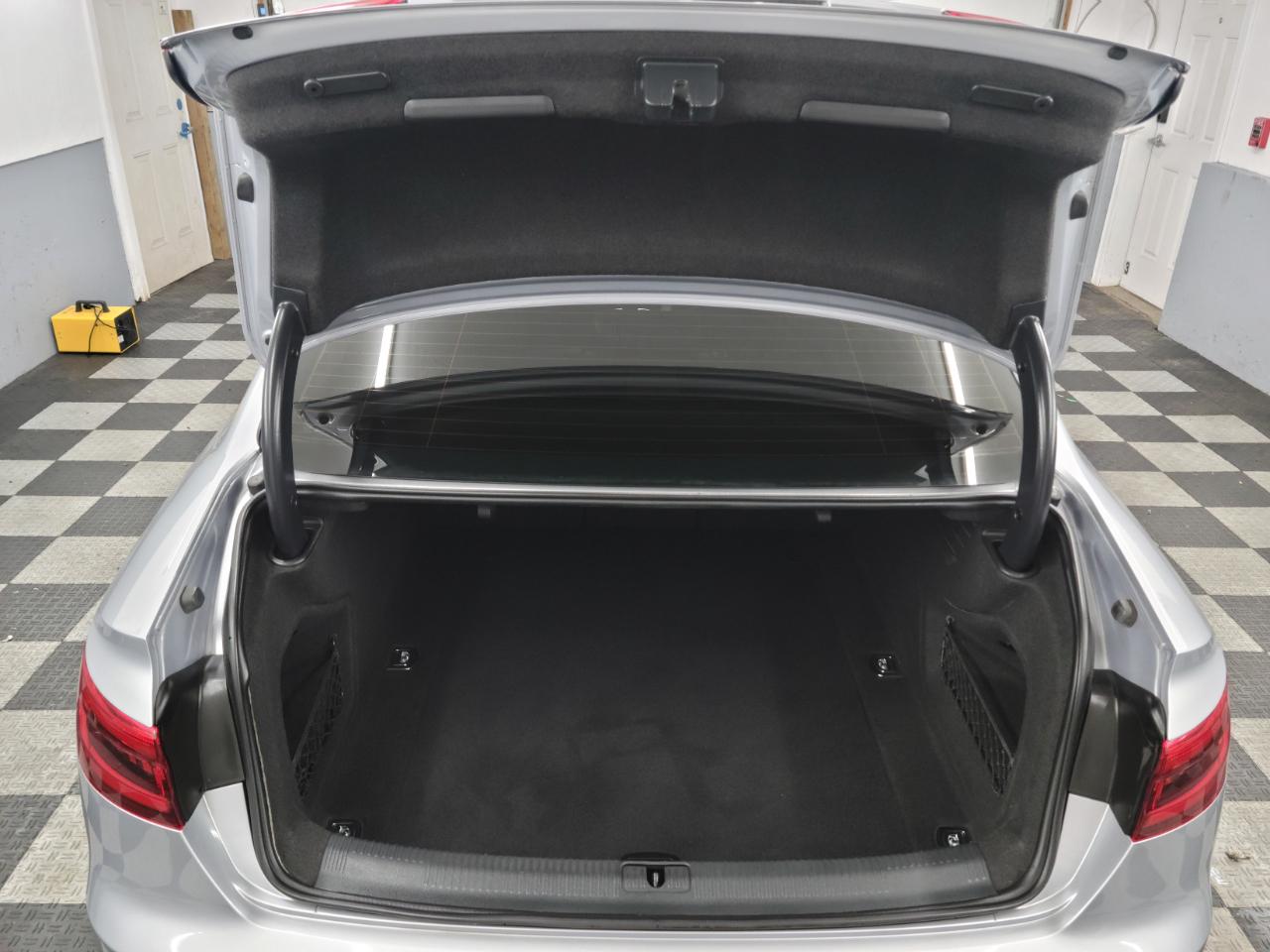 Audi A4 2.0 TFSI Auto Premium quattro AWD 2017