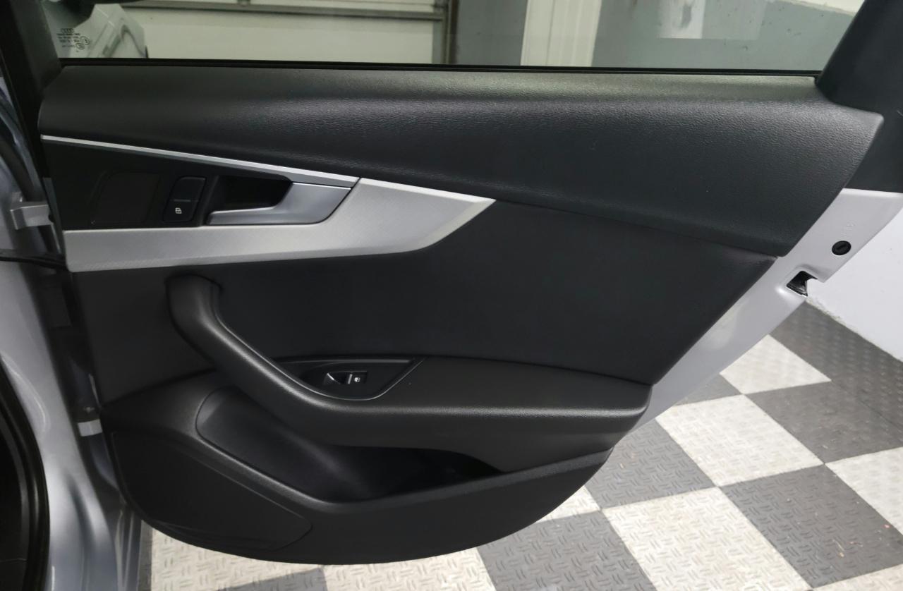 Audi A4 2.0 TFSI Auto Premium quattro AWD 2017