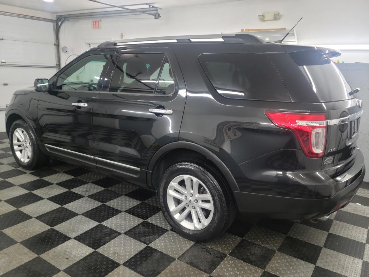 Ford Explorer 4WD 4dr XLT 2015