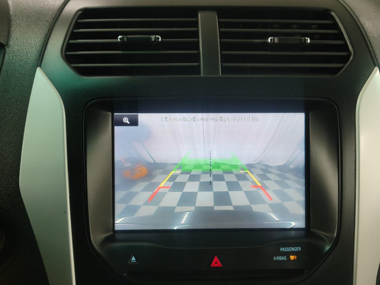 Ford Explorer 4WD 4dr XLT 2015