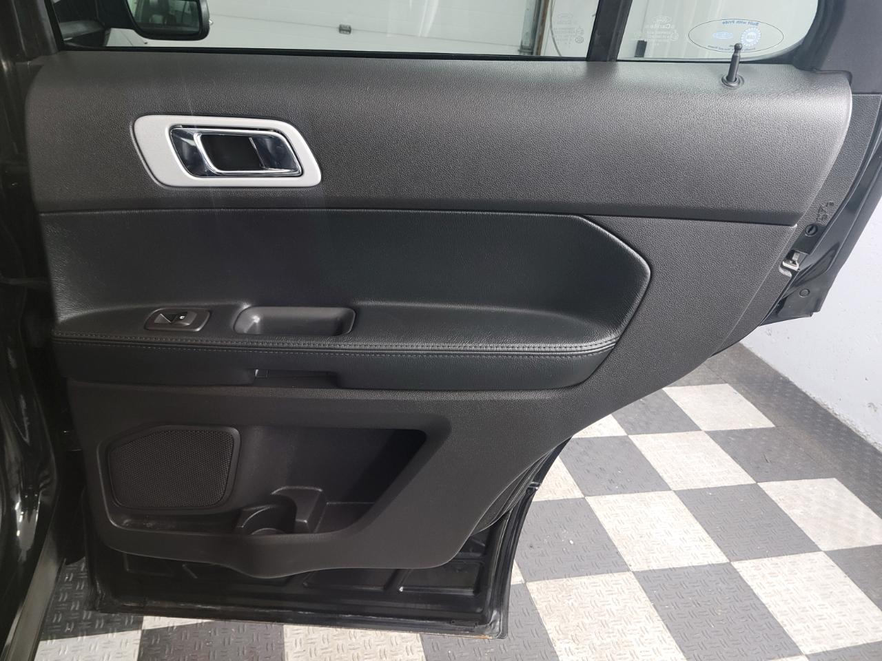 Ford Explorer 4WD 4dr XLT 2015