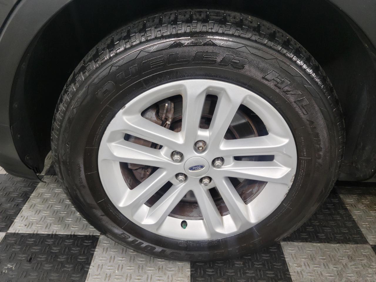 Ford Explorer 4WD 4dr XLT 2015