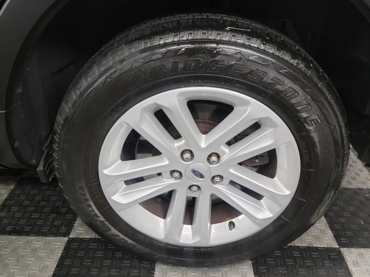 Ford Explorer 4WD 4dr XLT 2015