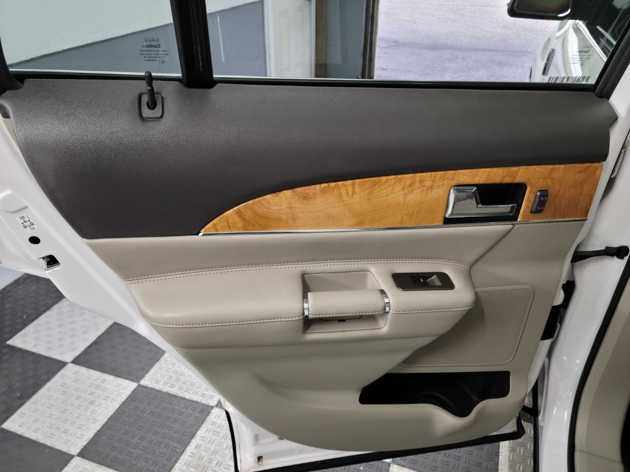 Lincoln MKX AWD 4dr 2013