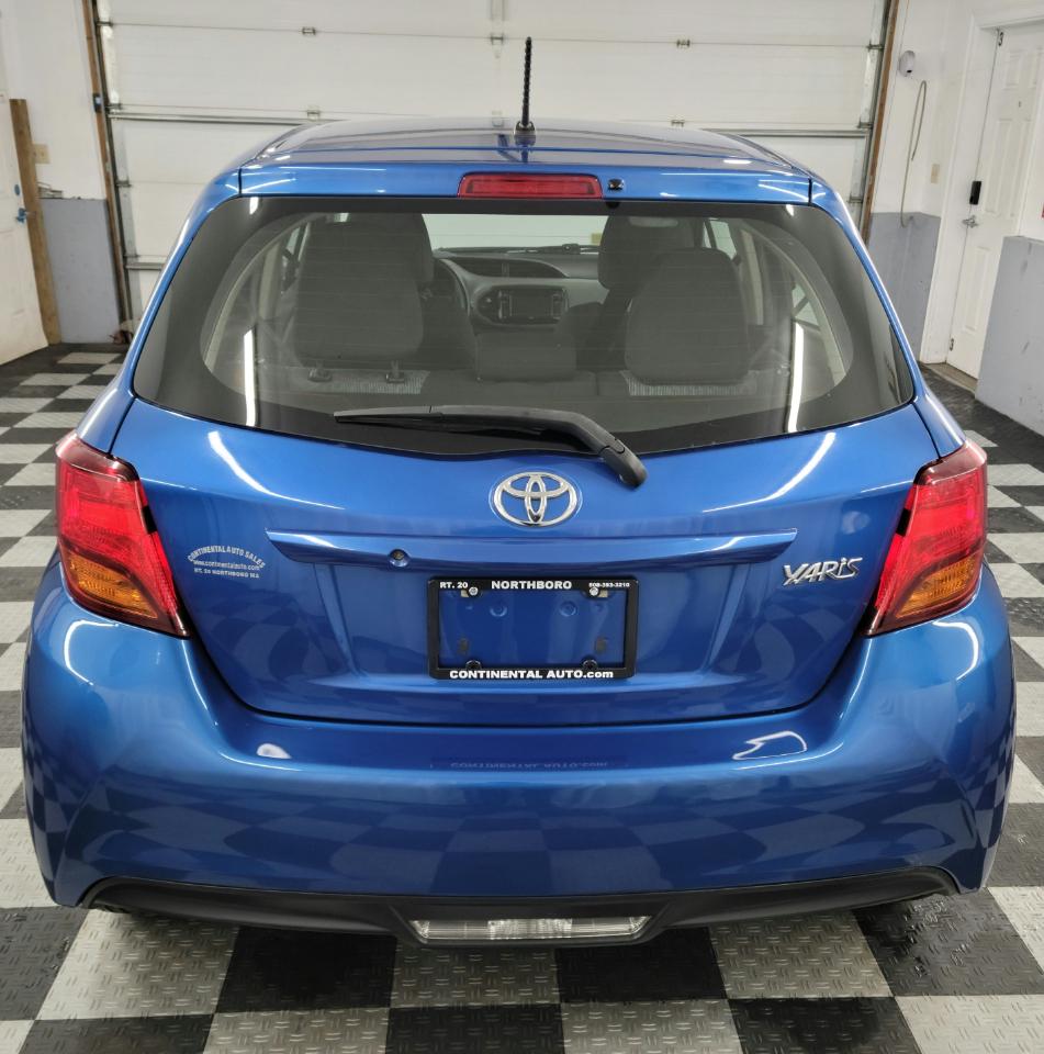 Toyota Yaris 5dr Liftback Man SE (Natl) 2016