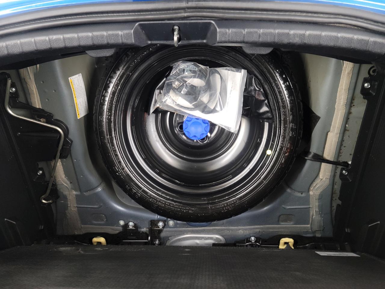 Toyota Yaris 5dr Liftback Man SE (Natl) 2016