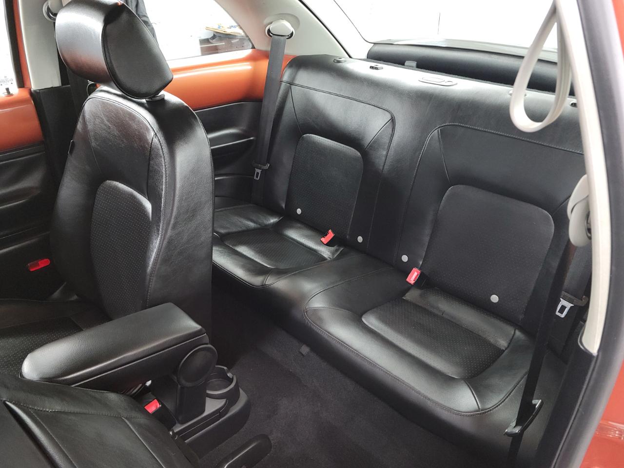 Volkswagen New Beetle Coupe 2dr Red Rock Edition 2010