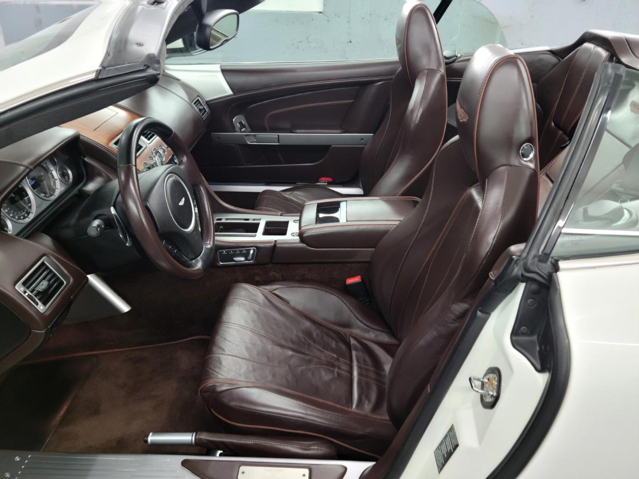 Aston Martin DB9 2dr Volante Auto 2014