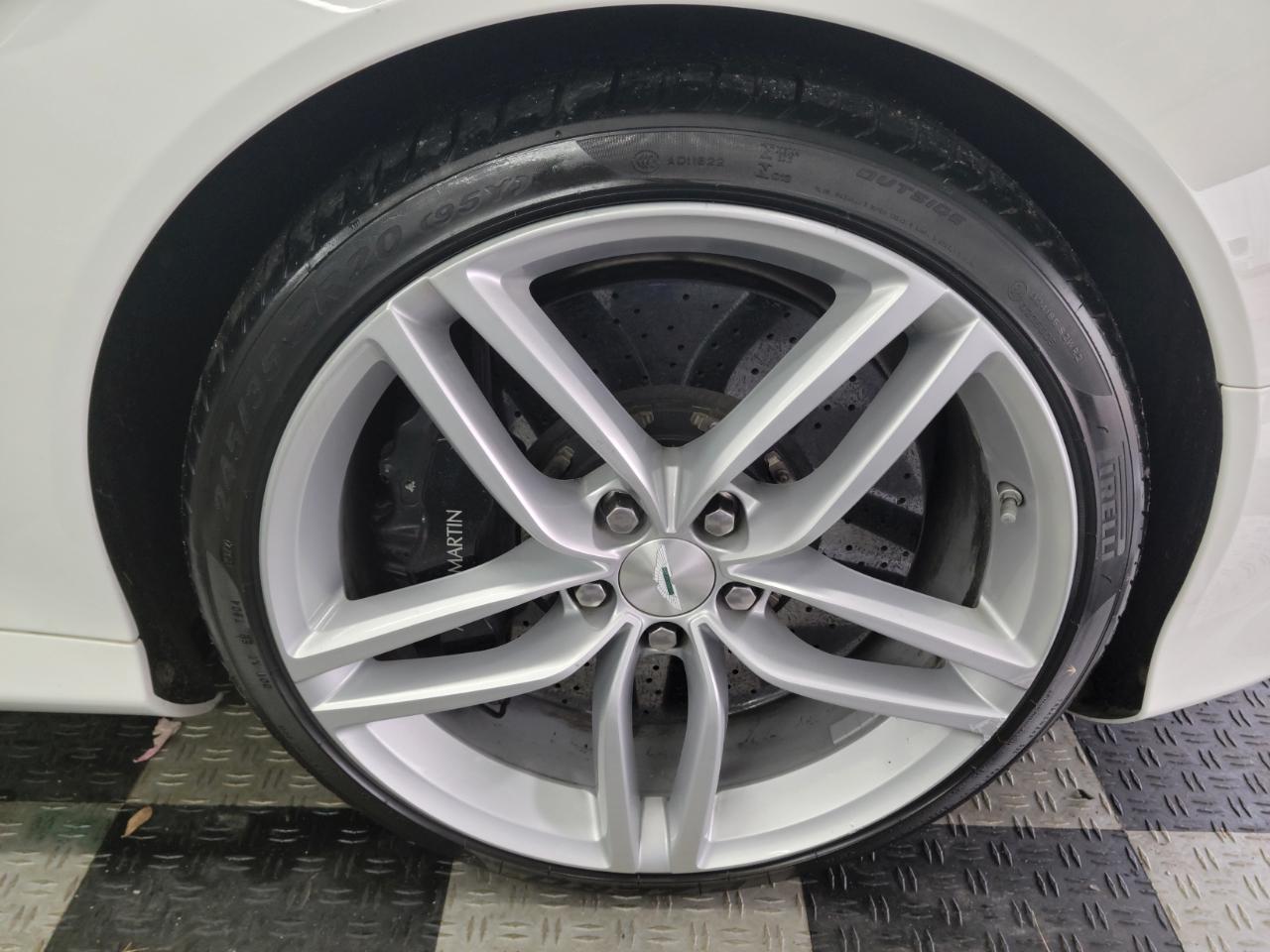 Aston Martin DB9 2dr Volante Auto 2014