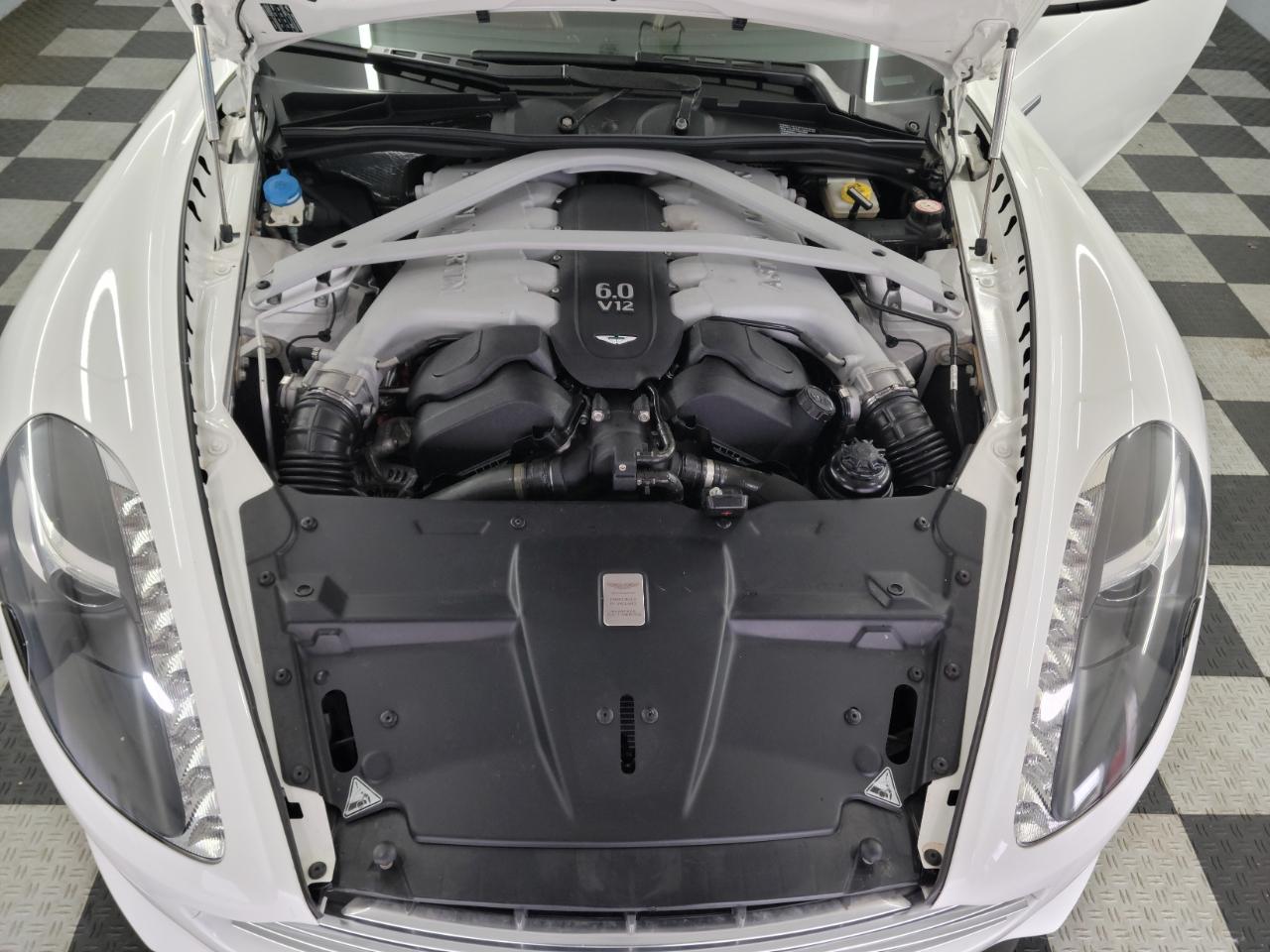 Aston Martin DB9 2dr Volante Auto 2014