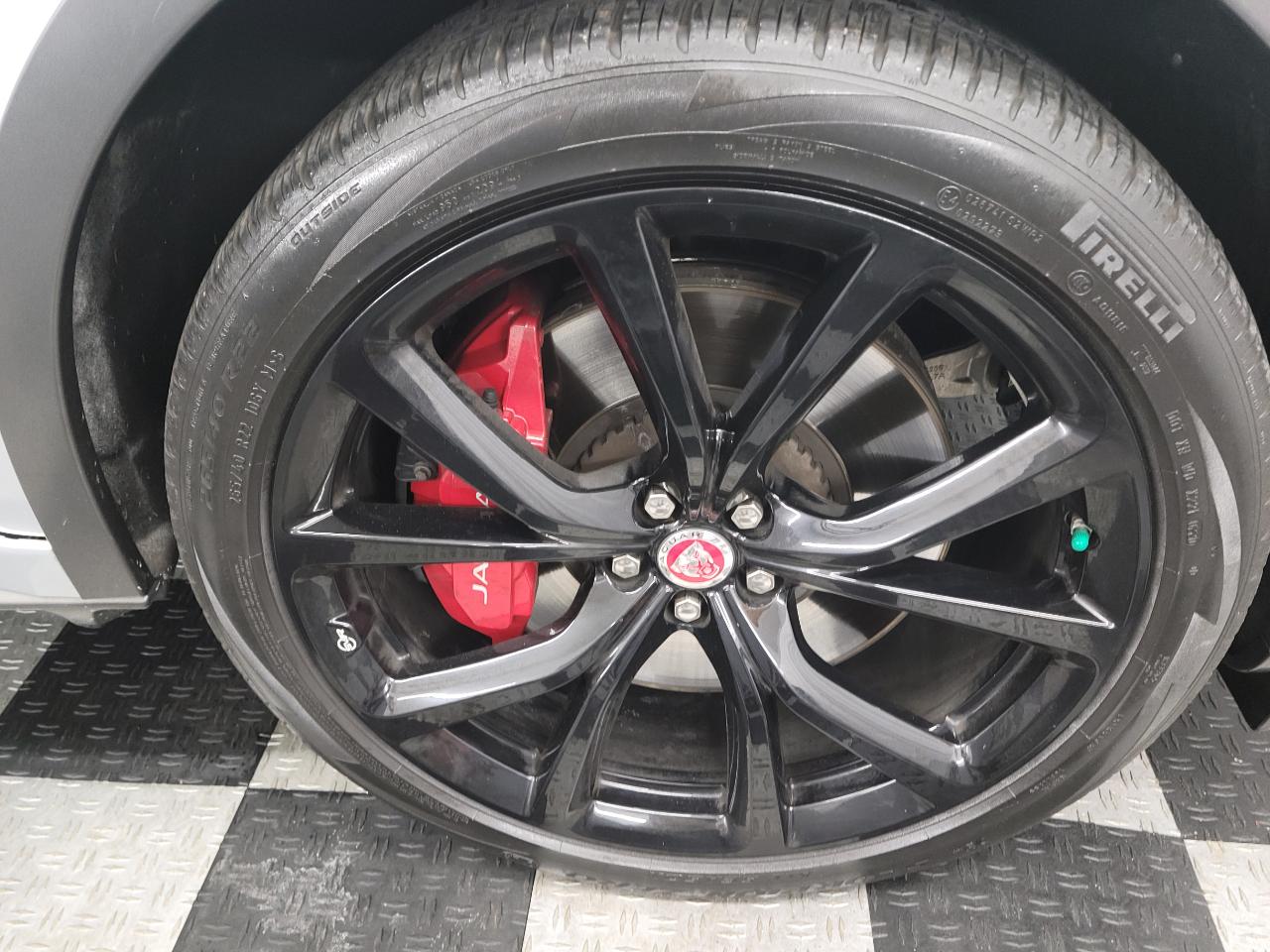 Jaguar F-Pace SVR AWD 2021