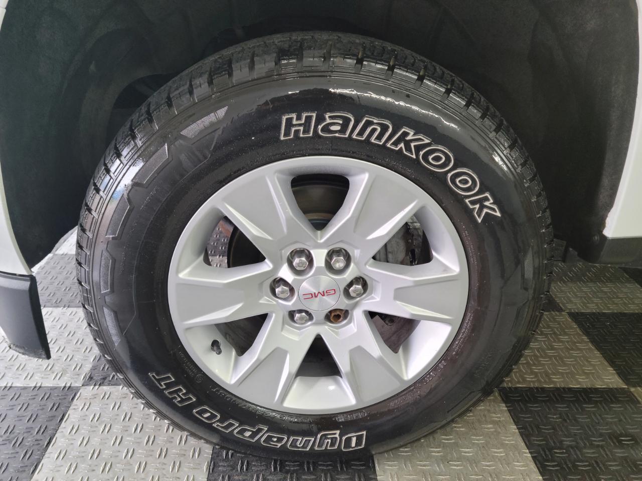 GMC Canyon 4WD Crew Cab 140.5" SLE 2018