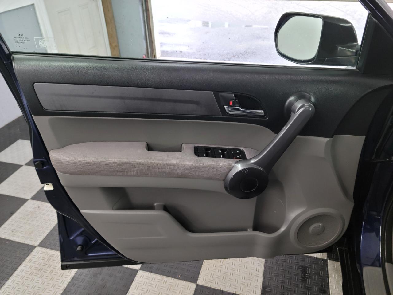 Honda CR-V 4WD 5dr LX 2009