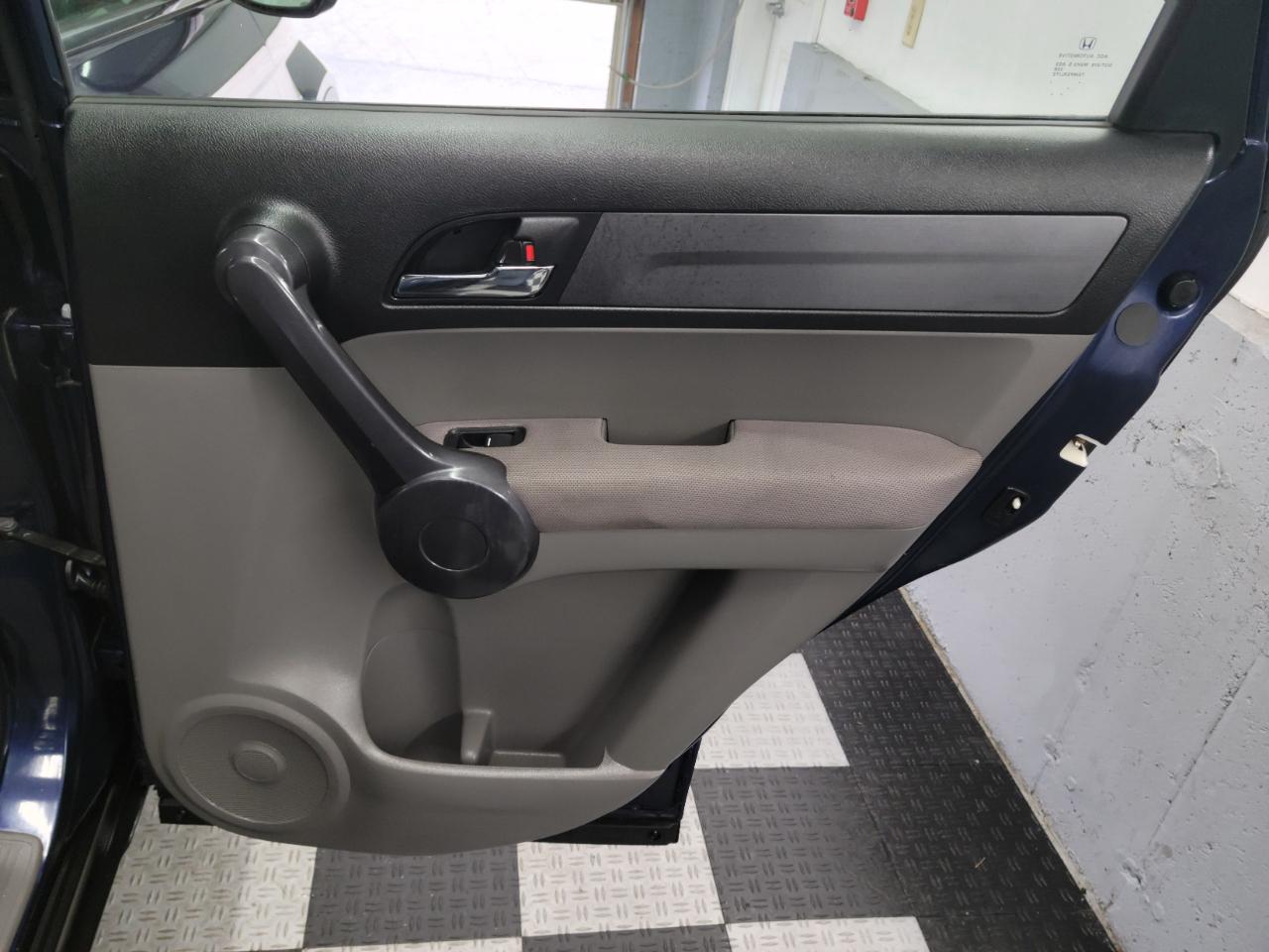 Honda CR-V 4WD 5dr LX 2009