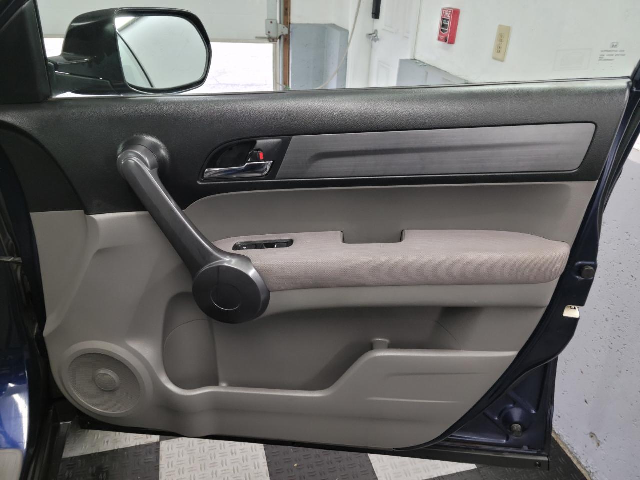 Honda CR-V 4WD 5dr LX 2009