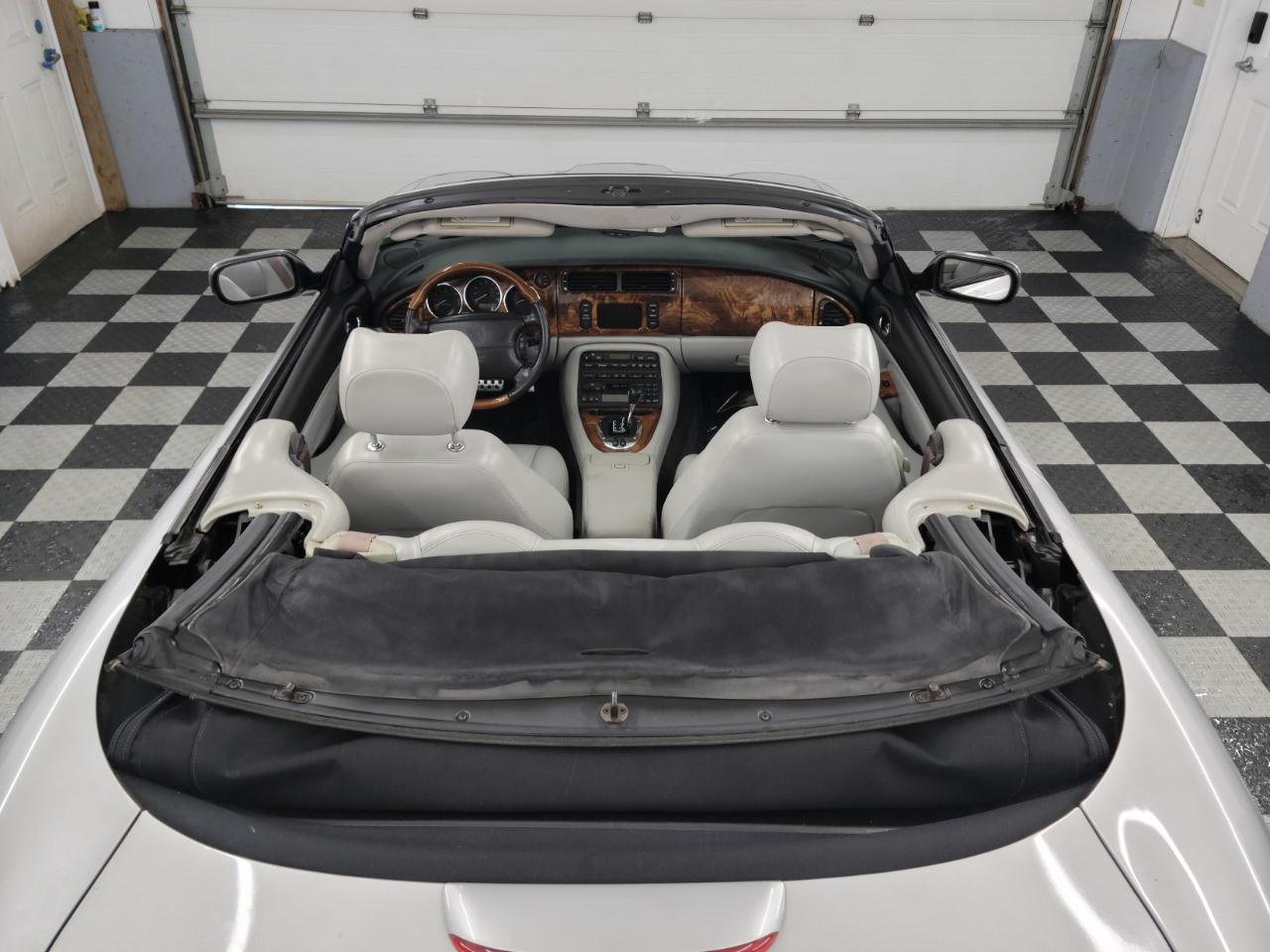 Jaguar XK8 2dr Conv XKR 2005