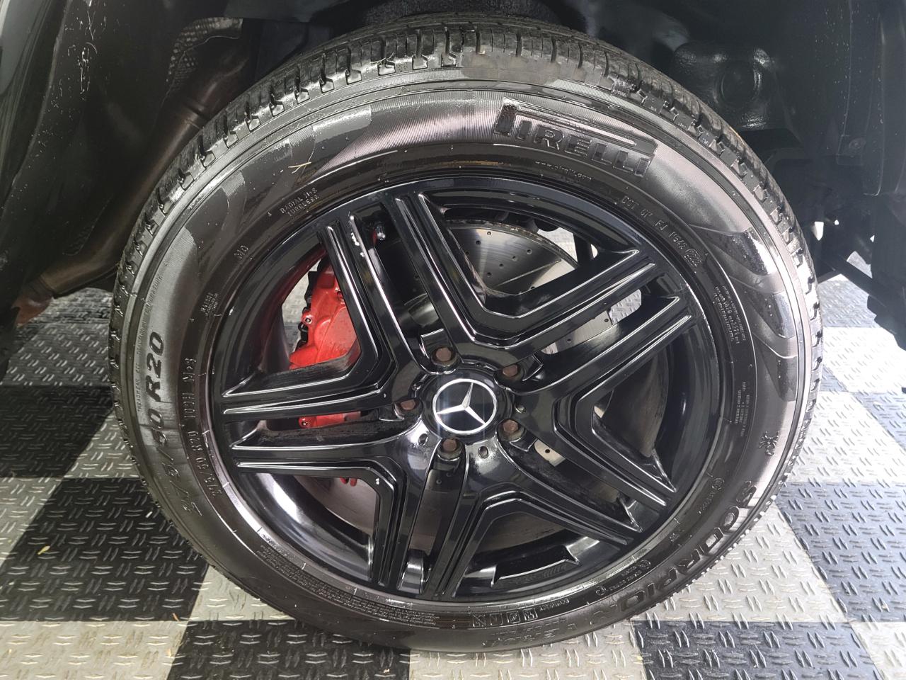 Mercedes-Benz G-Class 4MATIC 4dr AMG G 63 2016
