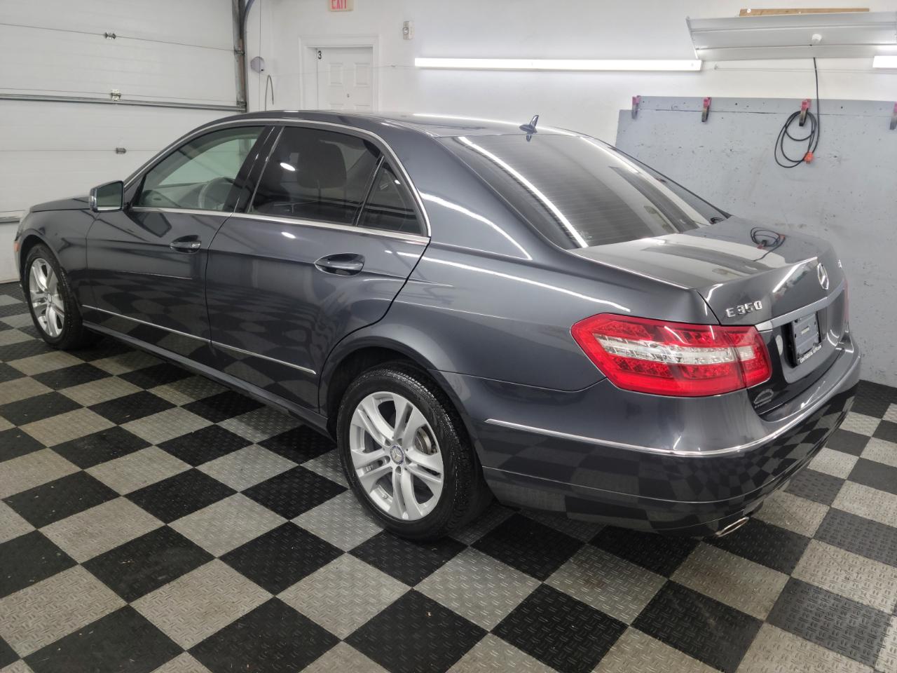 Mercedes-Benz E-Class 4dr Sdn E 350 Sport 4MATIC 2010