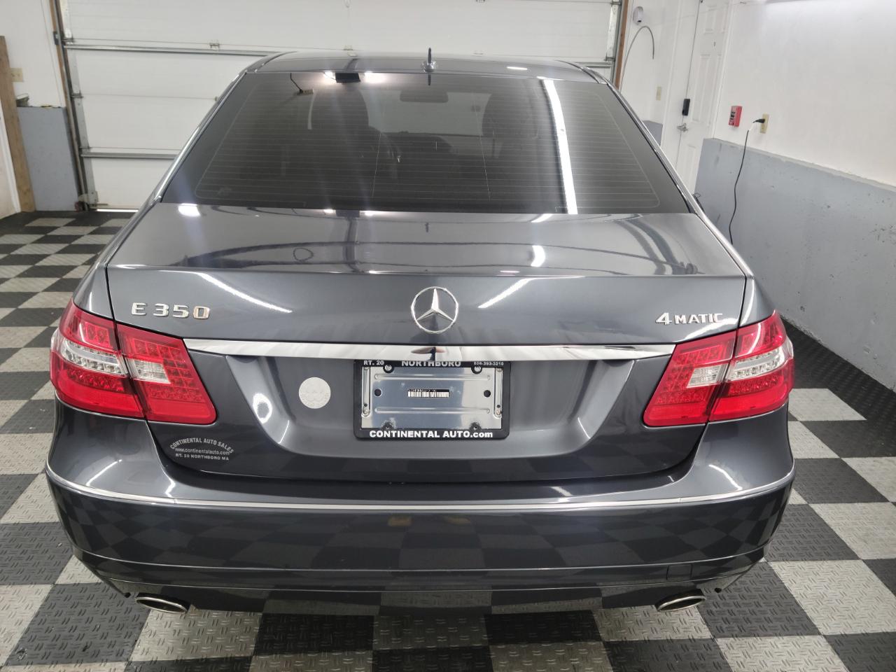 Mercedes-Benz E-Class 4dr Sdn E 350 Sport 4MATIC 2010