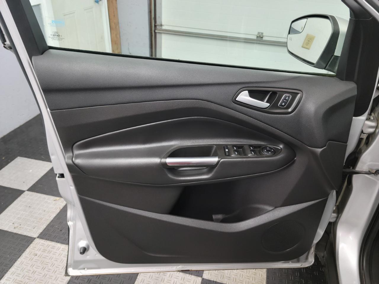Ford Escape SE 4WD 2017