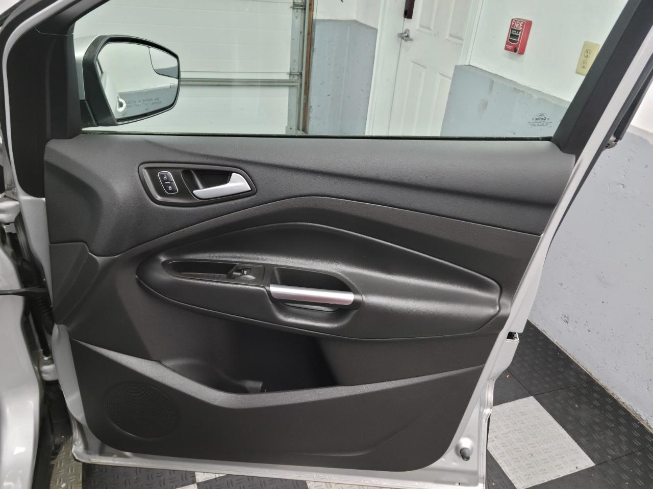 Ford Escape SE 4WD 2017