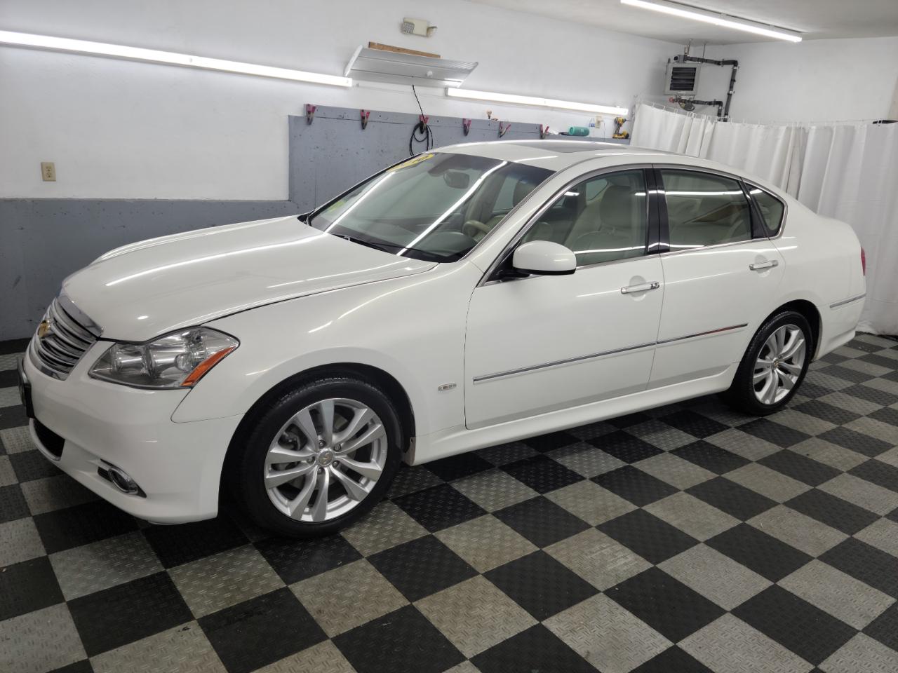 Infiniti M35 4dr Sdn AWD 2010