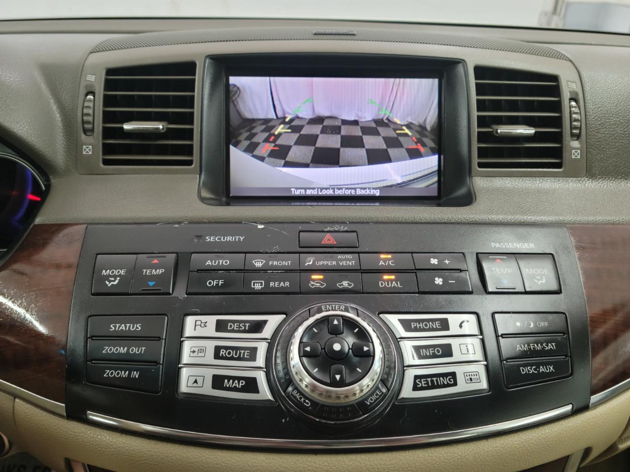 Infiniti M35 4dr Sdn AWD 2010