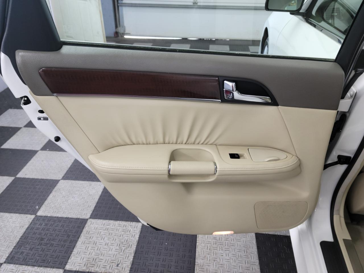Infiniti M35 4dr Sdn AWD 2010