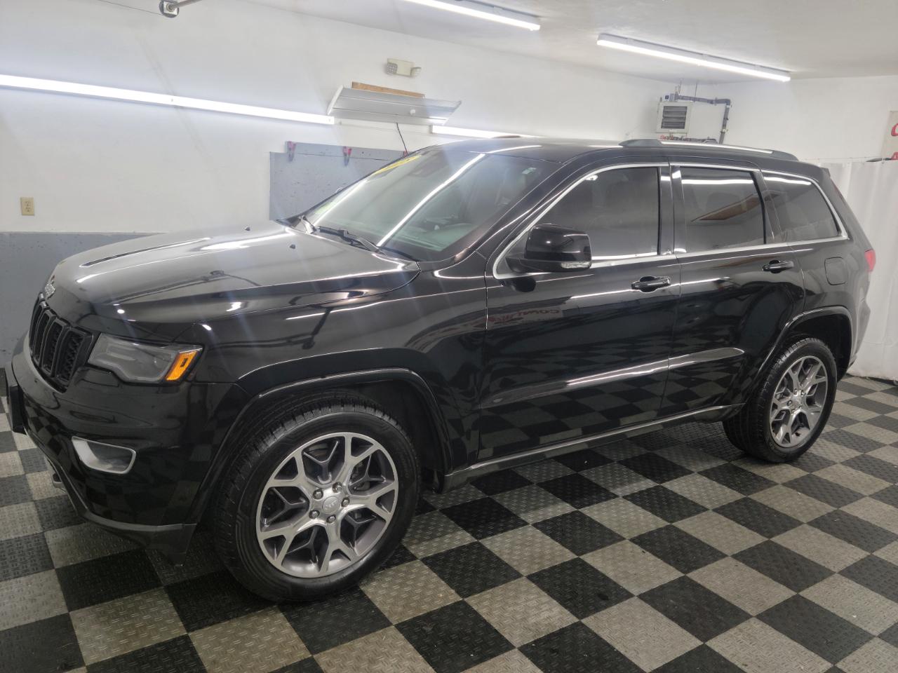 Jeep Grand Cherokee Sterling Edition 4x4 *Ltd Avail* 2018