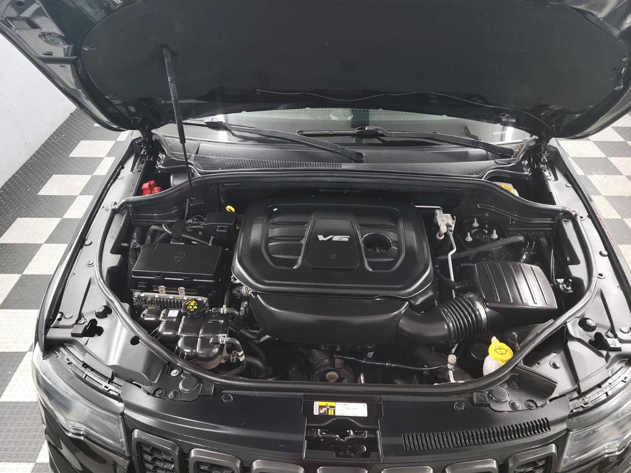 Jeep Grand Cherokee Sterling Edition 4x4 *Ltd Avail* 2018
