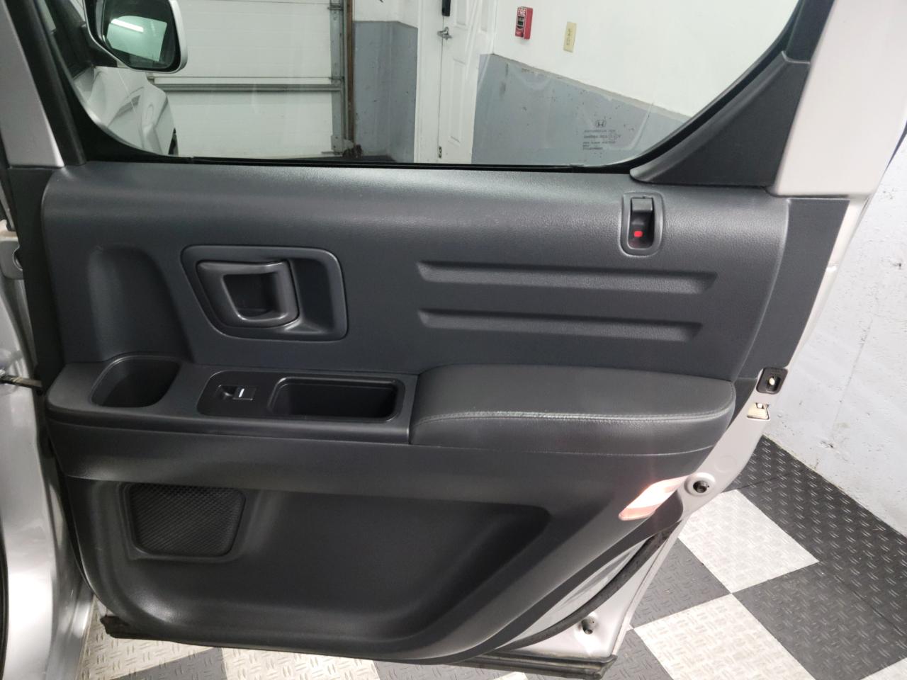 Honda Ridgeline 4WD Crew Cab RTL 2013