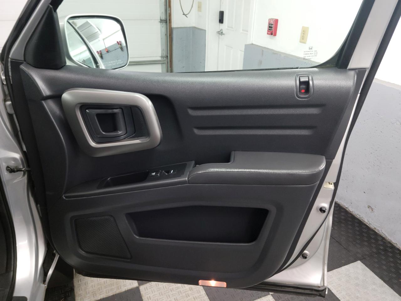 Honda Ridgeline 4WD Crew Cab RTL 2013