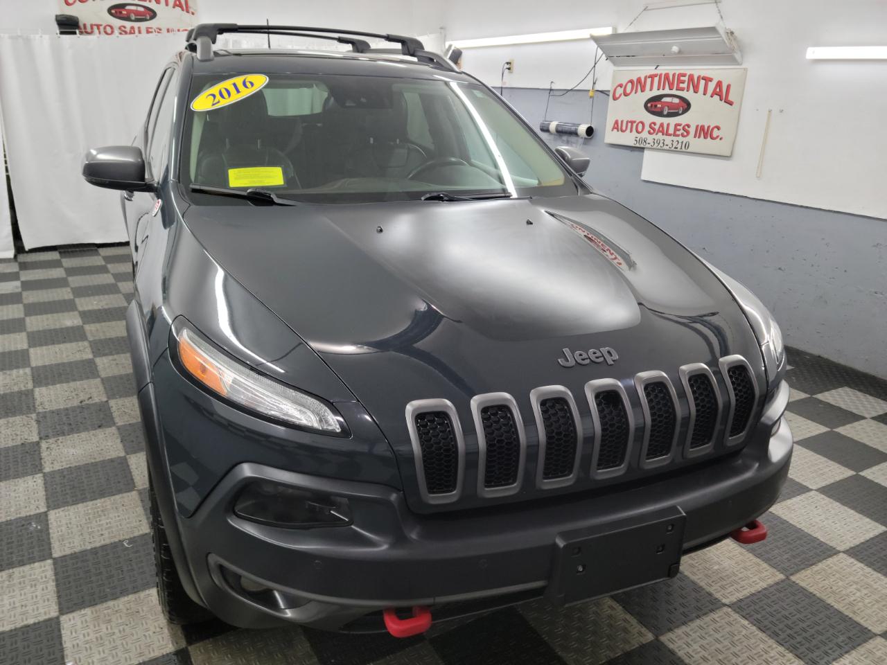 Jeep Cherokee 4WD 4dr Trailhawk 2016