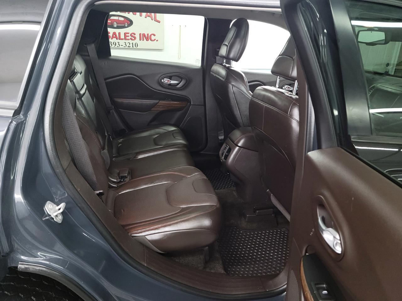 Jeep Cherokee 4WD 4dr Trailhawk 2016