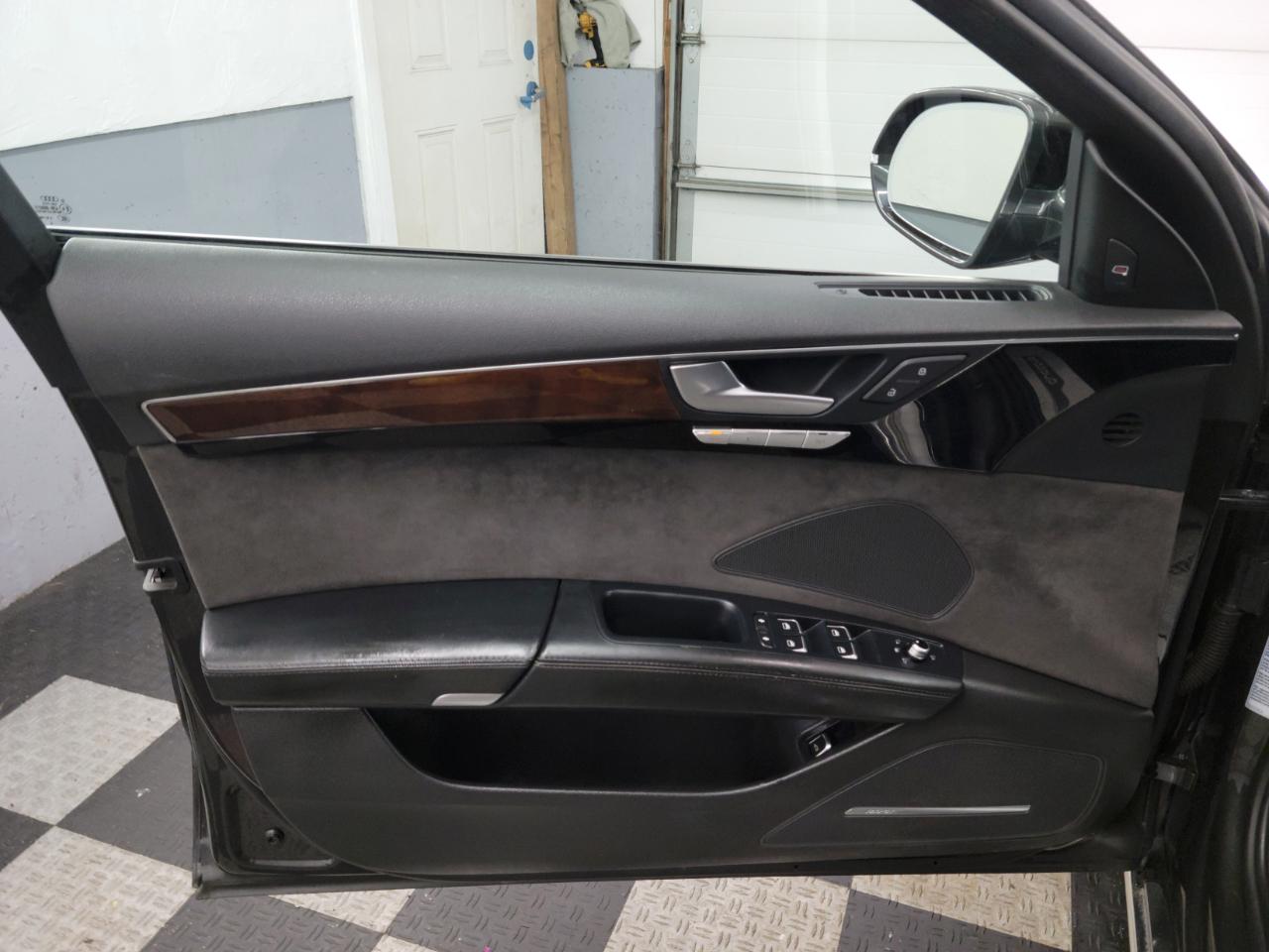Audi A8 L 4dr Sdn 3.0T 2016