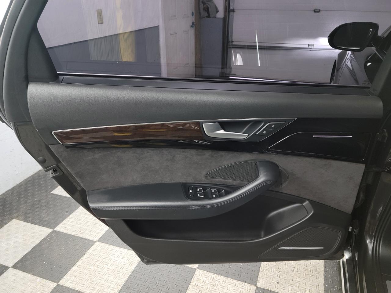 Audi A8 L 4dr Sdn 3.0T 2016