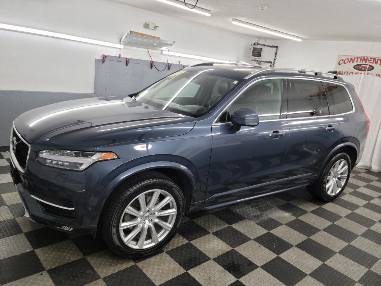 Volvo XC90 T6 AWD 7-Passenger Momentum 2018