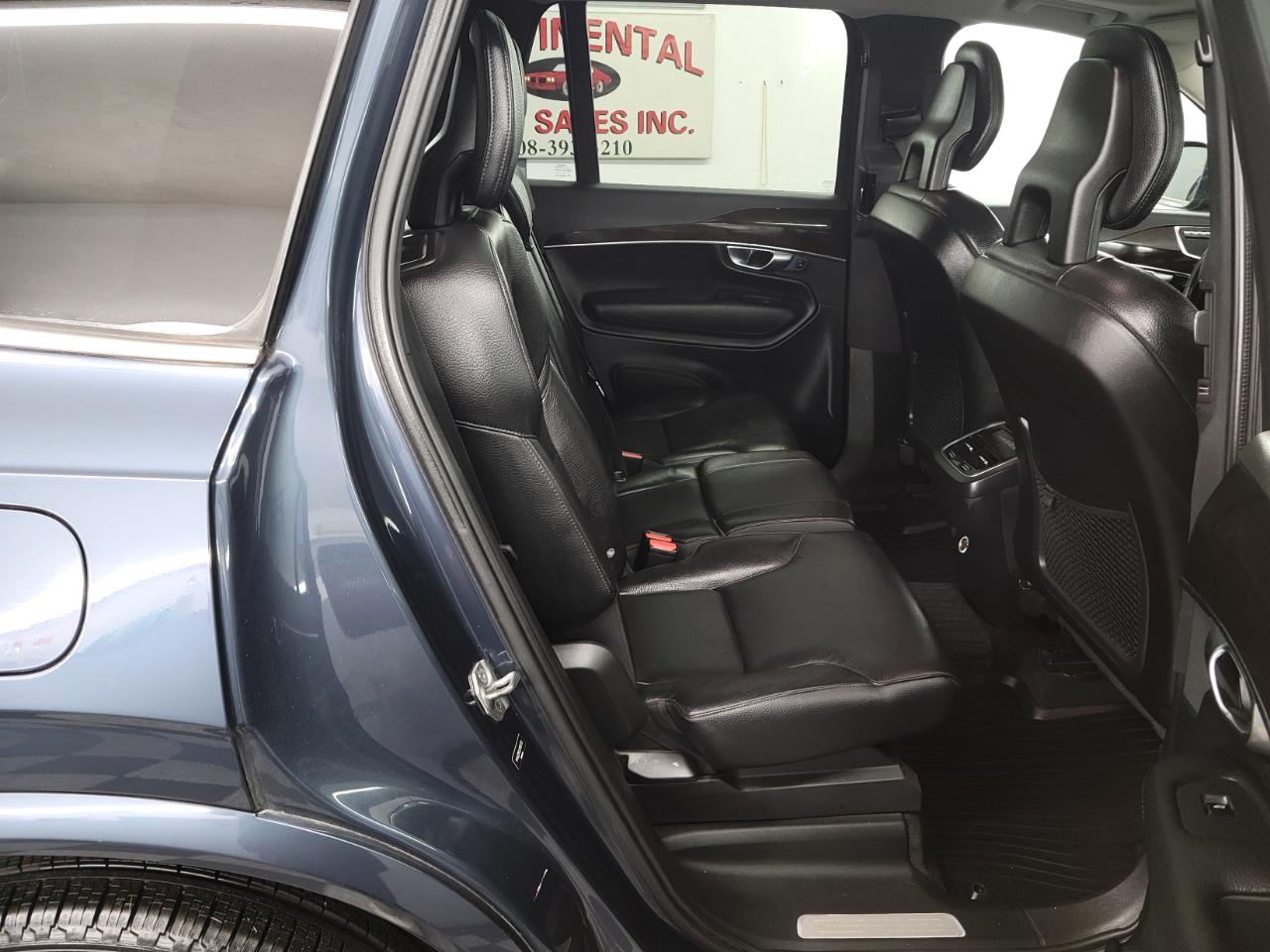 Volvo XC90 T6 AWD 7-Passenger Momentum 2018