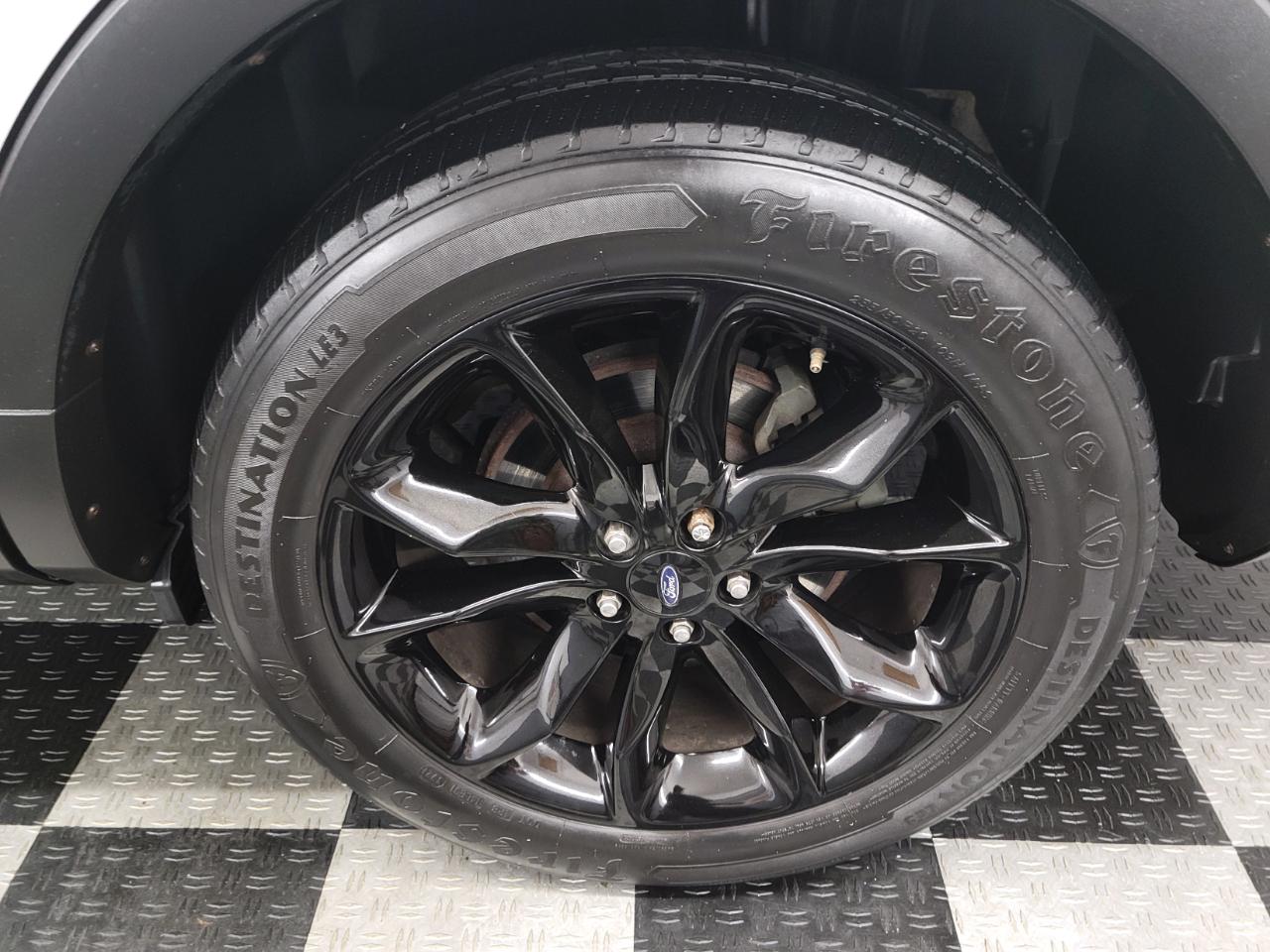Ford Explorer 4WD 4dr Limited 2012